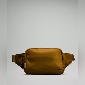 Lululemon belt bag large burnt caramel